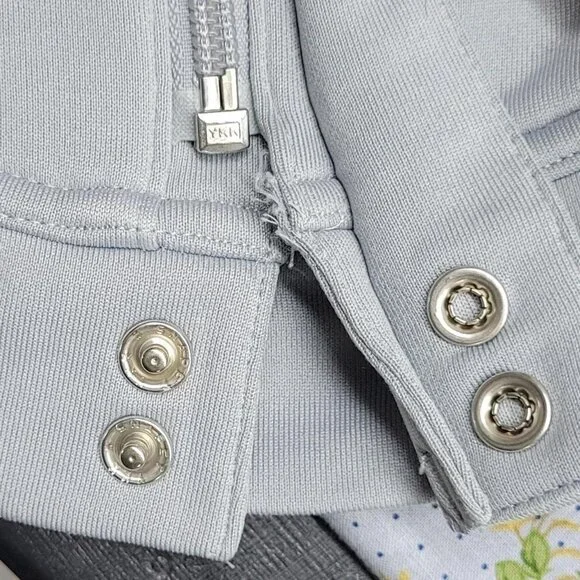 Adidas men’s size XL gray with red accent zip up golf jacket - Picture 5 of 5